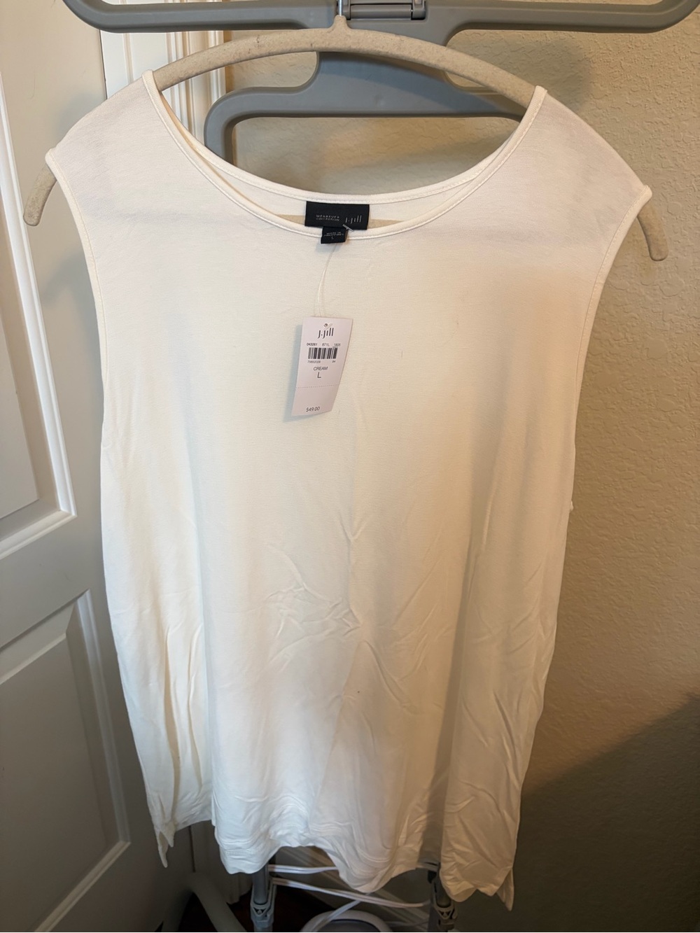 J. Jill Cream Scoop Neck Sleeveless Tank
